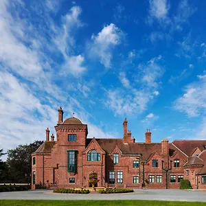 Manor Estate Hotel